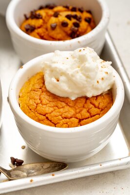 Healthy Oatmeal Pumpkin Mug Cake