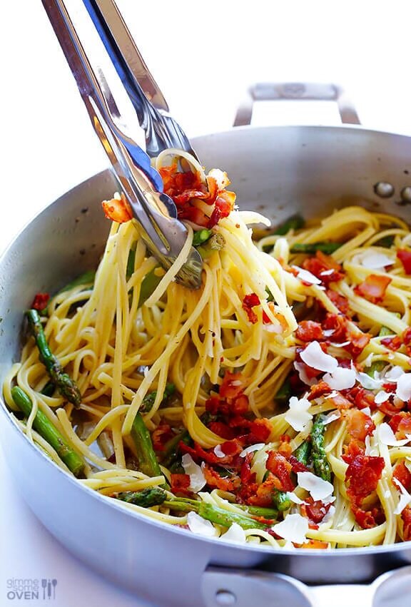 Boontjes met spekjes en pasta